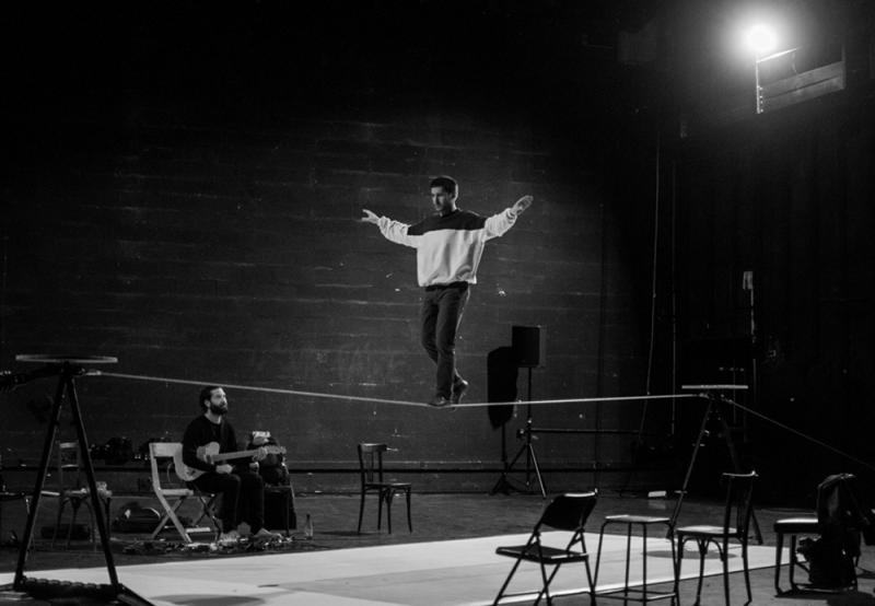 Robert n'a pas de paillettes / ANNUL�